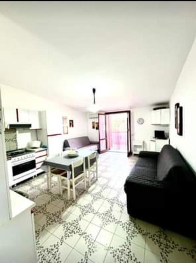 Casa Vacanze I Gabbiani Giardini Naxos Schiso Eksteriør billede