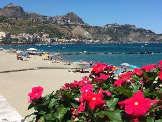 Casa Vacanze I Gabbiani Giardini Naxos Schiso Eksteriør billede